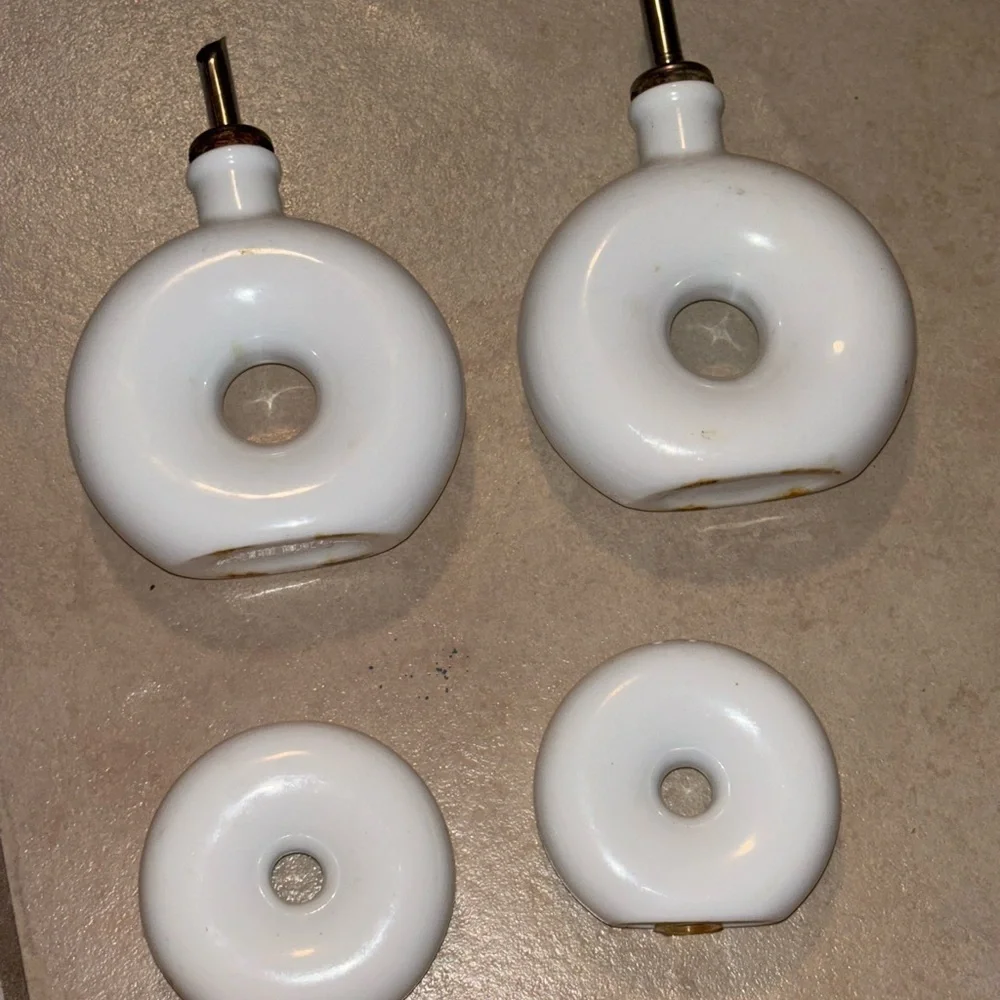 Mid century salt & pepper shaker with oil & vinegar vessles
